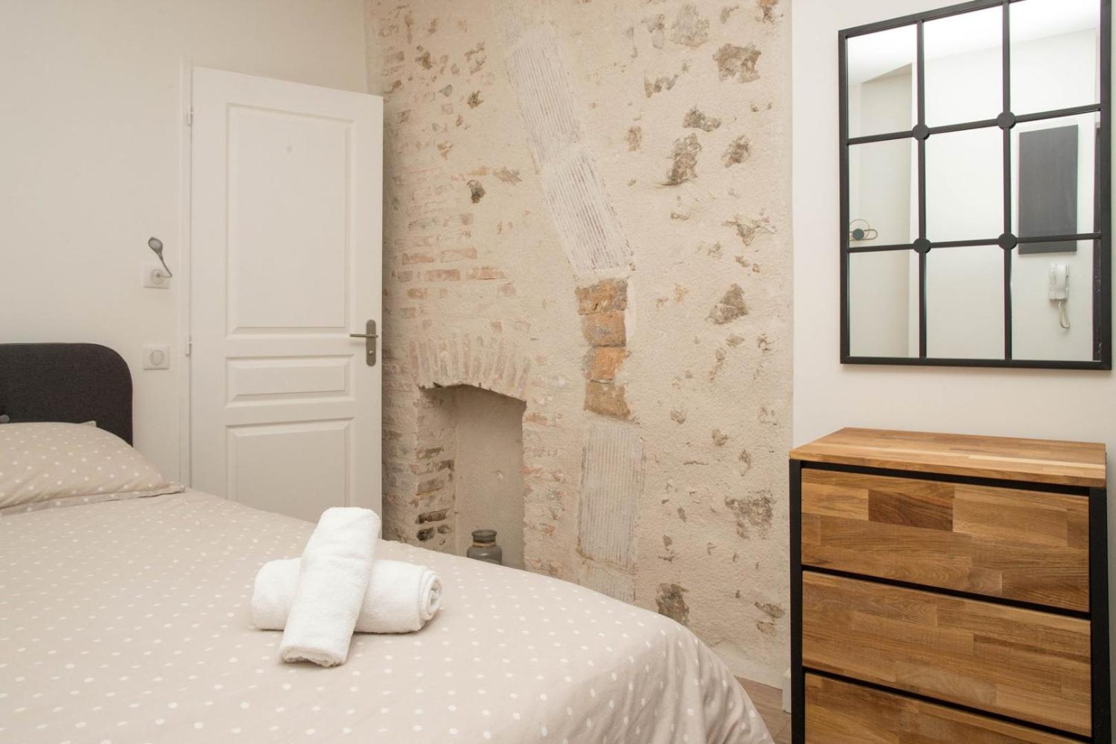 Grand Studio Industriel Dans Le Centre Historique Apartment Poitiers Exterior photo